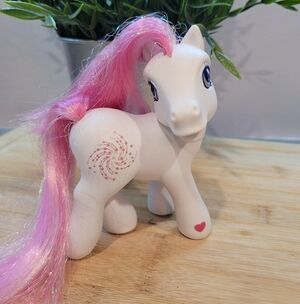 White Pony Star Swirl G3